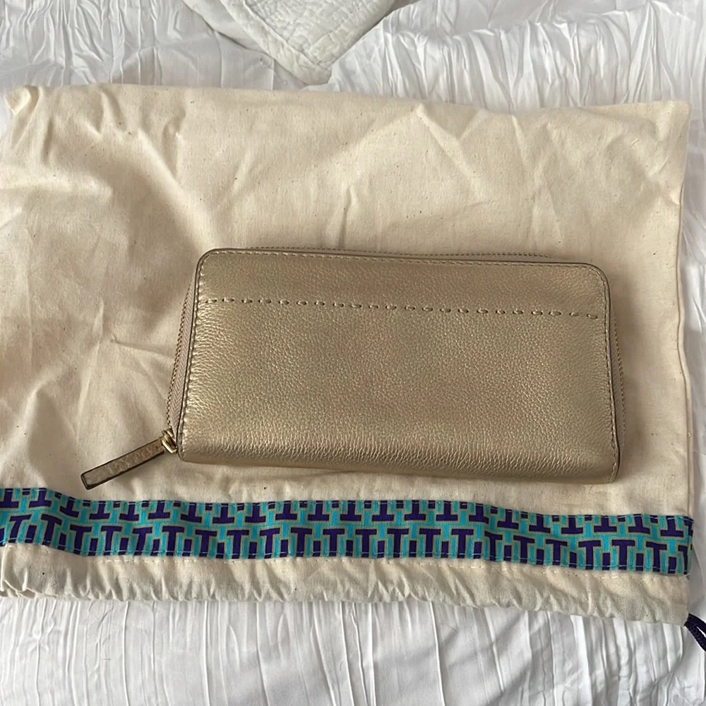 Gold Tory Burch Wallet
